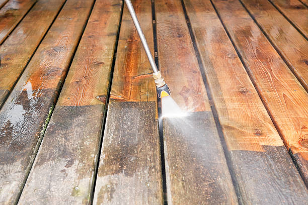 Best Garage Pressure Washing  in White Oak, PA